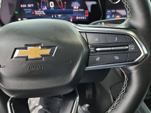 Used 2024 Chevrolet Traverse LT FWD image 30