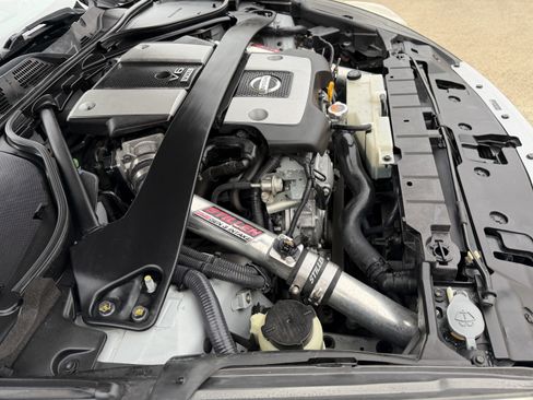 Used 2011 Nissan 370Z Coupe image 34