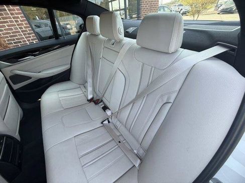 Used 2019 BMW 540i xDrive AWD/4WD image 15