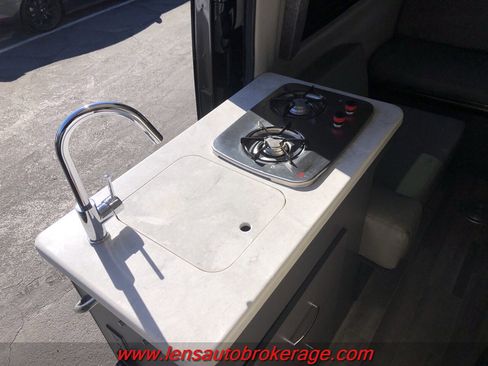 Used 2020 Mercedes-Benz Sprinter 2500 image 21