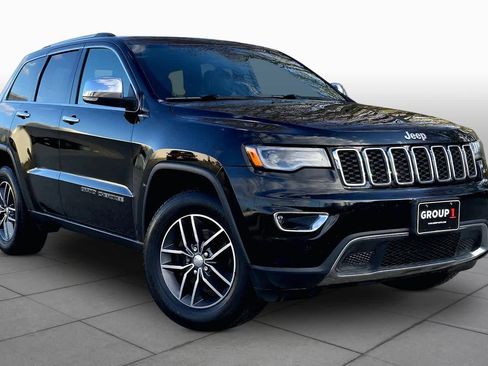 Used 2017 Jeep Grand Cherokee Limited w/ Luxury Group II AWD/4WD image 3