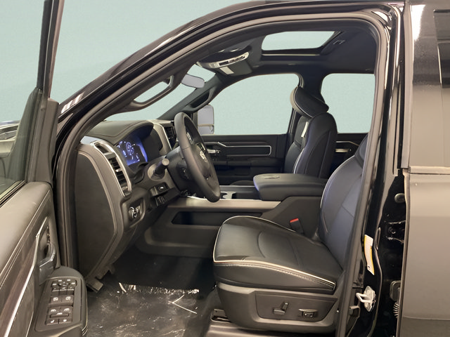 New 2026 RAM 2500 Laramie w/ Night Edition AWD/4WD image 8