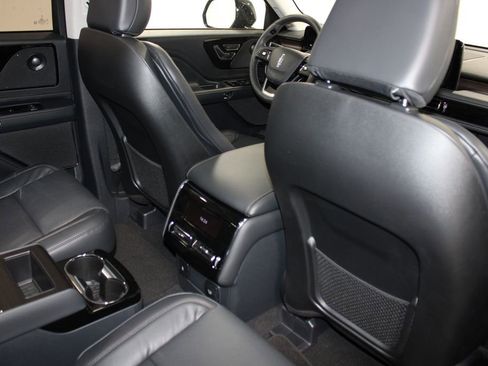 New 2025 Lincoln Aviator Reserve w/ Jet Appearance Package image 35