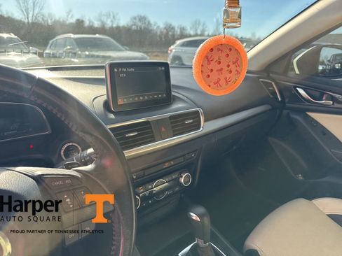 Used 2015 MAZDA MAZDA3 s Grand Touring w/ Technology Package image 16