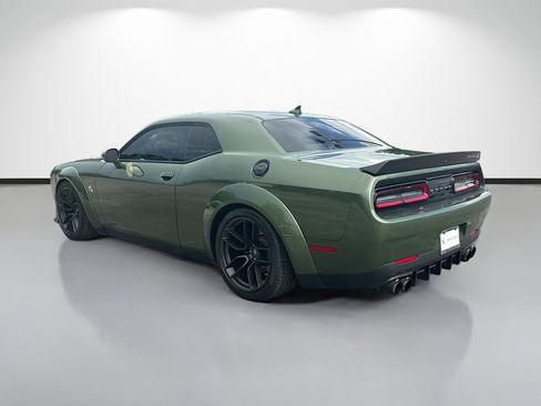 Used 2023 Dodge Challenger R/T Scat Pack RWD image 5