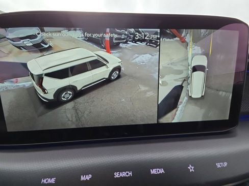 Certified 2026 Kia EV9 GT-Line image 17