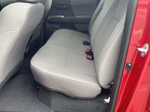 Used 2023 Toyota Tacoma SR5 w/ Technology Package image 9