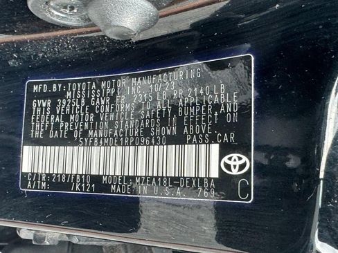 Used 2024 Toyota Corolla LE FWD image 29