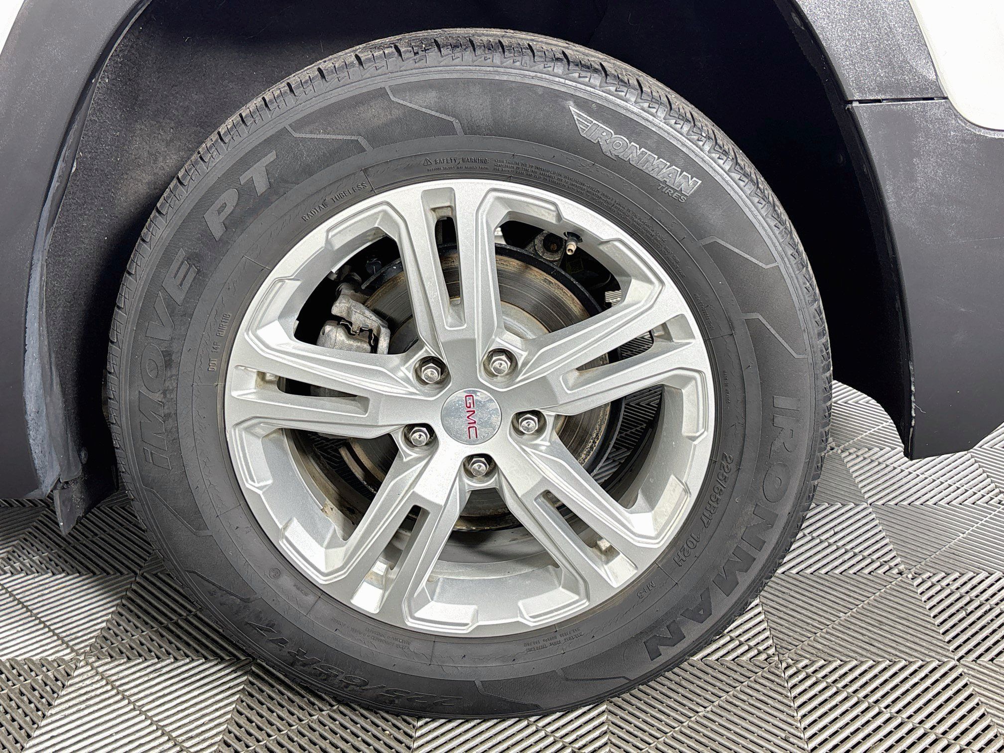 Used 2018 GMC Terrain SLE FWD image 35
