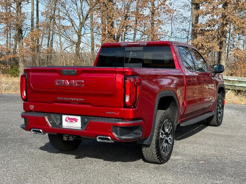 Used 2022 GMC Sierra 1500 AT4 w/ AT4 Premium Package image 12