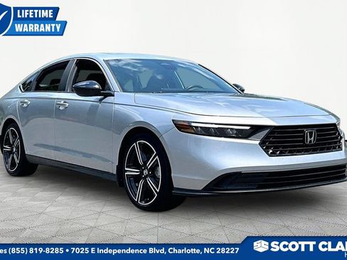 Used 2024 Honda Accord Sport image 1