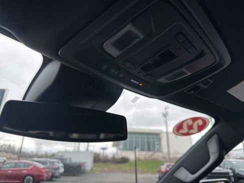 Used 2022 GMC Sierra 1500 AT4 w/ AT4 Premium Package image 28