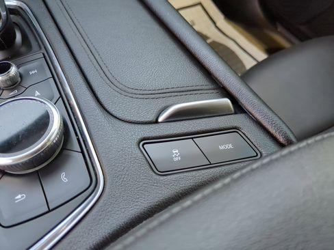 Certified 2023 Cadillac XT5 Premium Luxury image 30