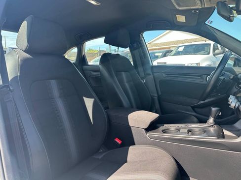 Used 2023 Honda Civic Sport image 17