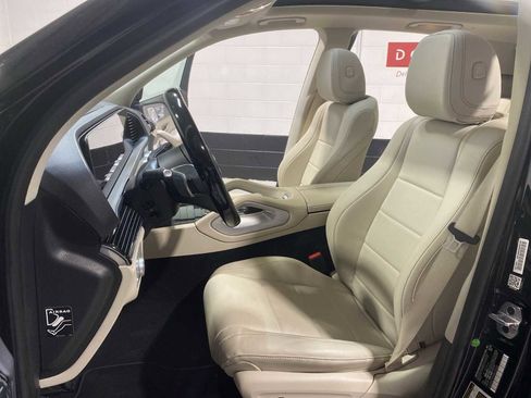 Used 2024 Mercedes-Benz GLE 350 4MATIC image 11