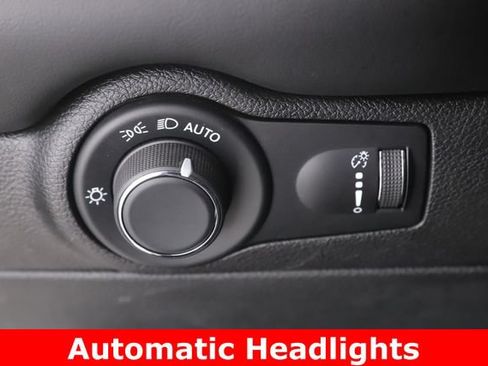 Used 2025 Dodge Durango R/T AWD/4WD image 21