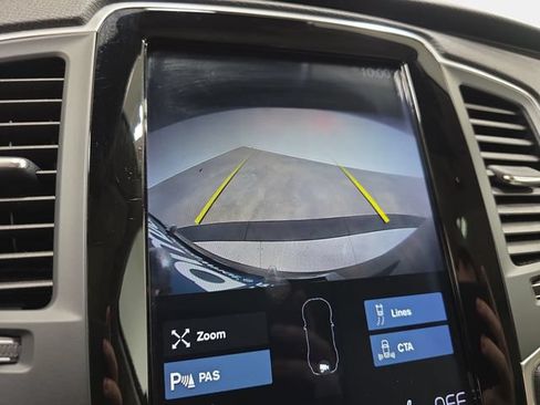 Used 2019 Volvo XC90 T5 Momentum w/ Multimedia Package AWD/4WD image 21