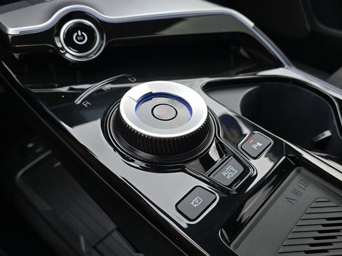 Used 2023 Kia EV6 GT image 36