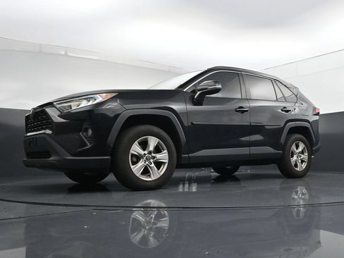 Used 2020 Toyota RAV4 XLE w/ Convenience Package AWD/4WD image 20