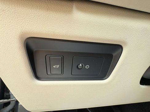 Used 2020 Land Rover Range Rover HSE AWD/4WD image 30