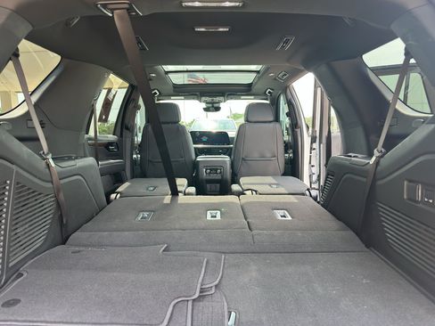 Used 2025 Chevrolet Tahoe High Country w/ Sun And Tow Package AWD/4WD image 38