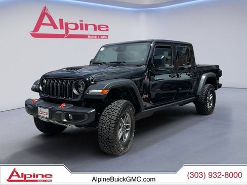 Used 2026 Jeep Gladiator Mojave w/ Safety Group AWD/4WD image 1