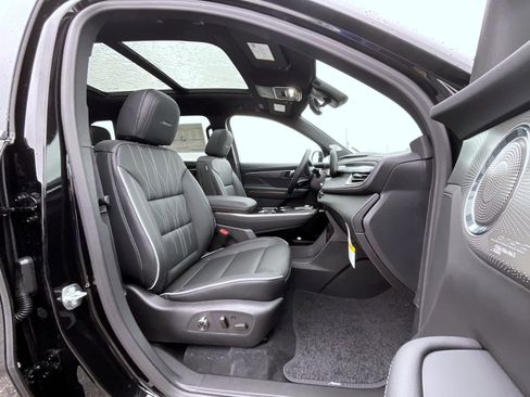 New 2026 Buick Enclave Avenir w/ Super Cruise Package image 15