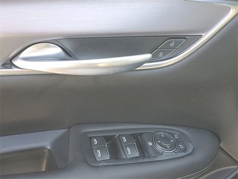 Certified 2024 Cadillac XT5 Luxury w/ LPO, Floor Liner Package image 12