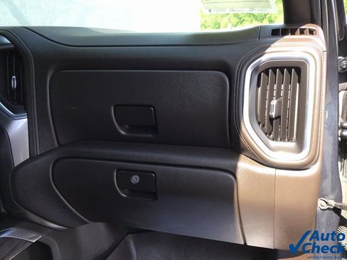 Used 2020 Chevrolet Silverado 3500 LTZ w/ LTZ Premium Package image 44