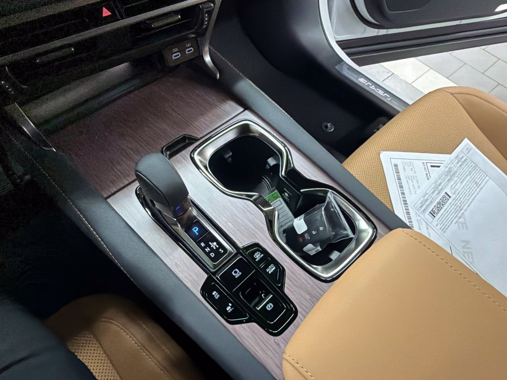 New 2026 Lexus RX 450h AWD w/ Convenience Package image 17