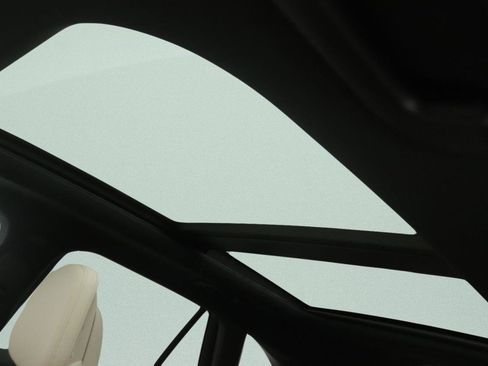 New 2026 Mercedes-Benz GLC 300 image 10