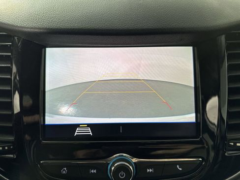 Used 2022 Chevrolet Trax LS w/ Tint and Cruise Package FWD image 17