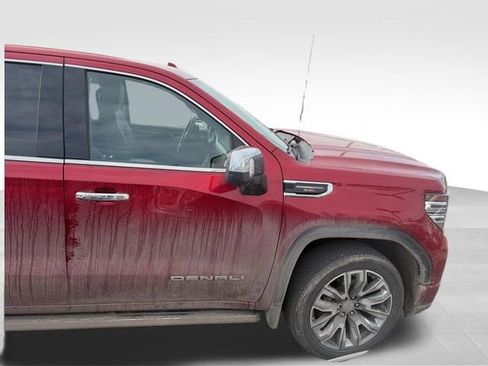 Used 2023 GMC Sierra 1500 Denali image 4