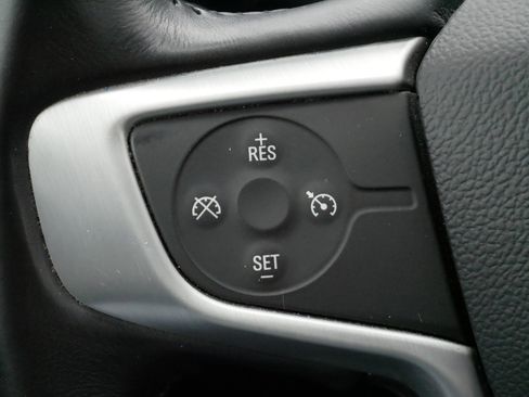 Used 2017 GMC Acadia SLE w/ Driver Alert Package I AWD/4WD image 25
