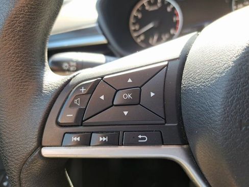 Used 2024 Nissan Altima 2.5 SV FWD image 20