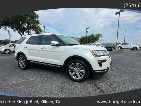Used 2018 Ford Explorer Limited w/ Equipment Group 301A FWD image 7
