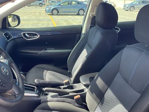 Used 2019 Nissan Sentra SR FWD image 14