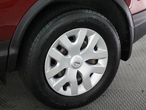Used 2020 Nissan Rogue Sport S FWD image 55