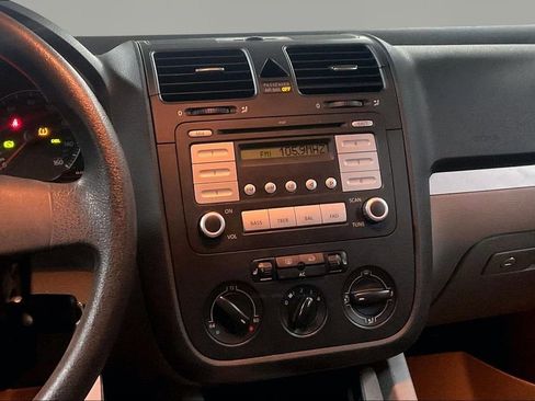 Used 2007 Volkswagen Jetta Wolfsburg Edition image 11