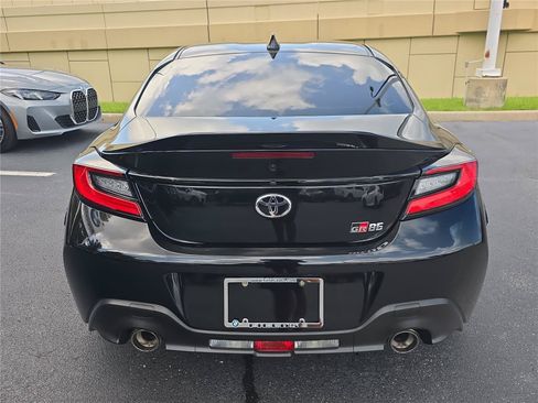 Used 2025 Toyota GR86 Premium w/ Performance Package RWD image 3