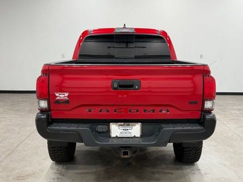 Used 2019 Toyota Tacoma SR5 image 10