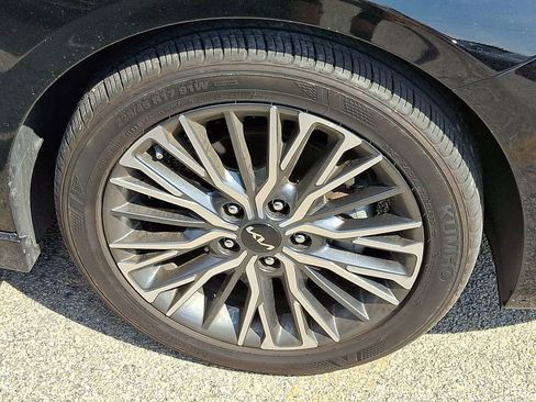 Used 2024 Kia Forte GT-Line FWD image 7