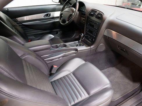 Used 2002 Ford Thunderbird RWD image 18