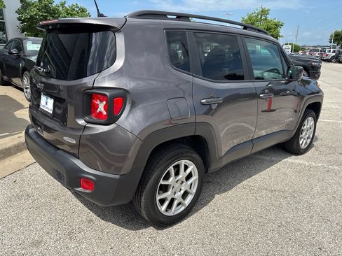 Used 2020 Jeep Renegade Latitude w/ Cold Weather Group AWD/4WD image 24