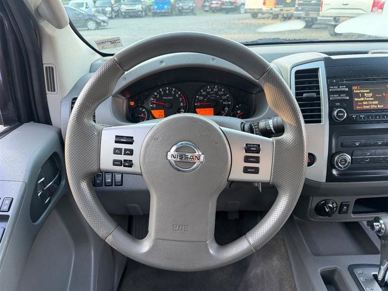 Used 2013 Nissan Frontier SV AWD/4WD image 26