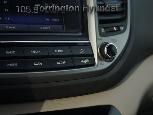 Used 2017 Hyundai Tucson SE image 17