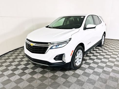 Used 2023 Chevrolet Equinox LT FWD image 7