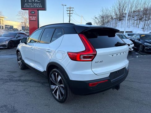 Used 2021 Volvo XC40 P8 Recharge w/ Climate Package image 6