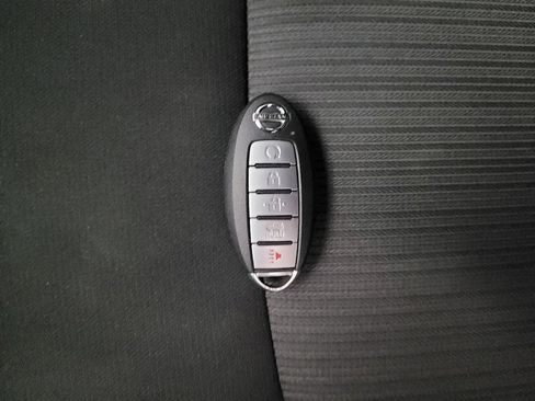 Used 2021 Nissan Sentra SV FWD image 32