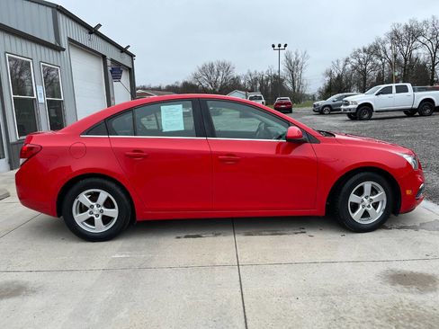 Used 2016 Chevrolet Cruze LT FWD image 10